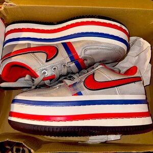 ‼️‼️‼️‼️‼️SOLD ‼️‼️‼️🤦🏽‍♀️Platform nikes